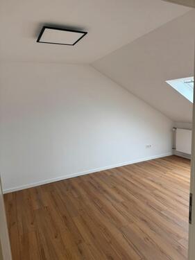 Foto - Dachgeschoßwohnung in Forst zur Miete