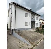 Wunderschöne 4 Zimmer Wohnung 87m2 mit Balkon in Baltmannsweiler
