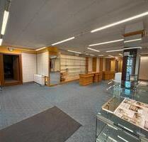 Gewerbefläche 1A Lage - 600,00 EUR Kaltmiete, in Waltershausen (PLZ: 99880)