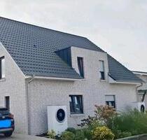 Doppelhaushälfte linke Seite - 1.200,00 EUR Kaltmiete, ca.  120,00 m² in Wagenfeld (PLZ: 49419)