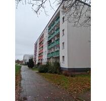 3-Raum Wohnung mit Balkon im Erdgeschoss ab Juli 2026 - Schwerin Mueß