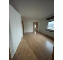 Schöne kernsanierte 3 Zimmer Wohnung in 56472 Hof zu vermieten!