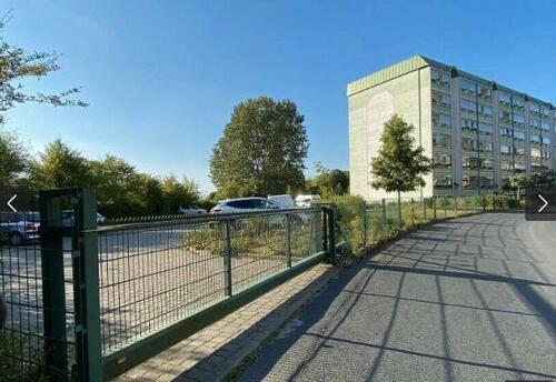 Foto - Schöne helle 3-R-Wohnung mit Stellplatz und Balkonverglasung