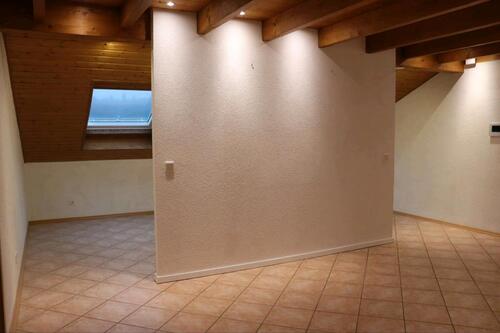 Foto - Dachgeschosswohnung - 800,00 EUR Kaltmiete,