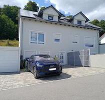 Moderne Doppelhaushälfte mit ELW in KFW 40+ - Teublitz