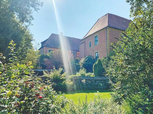 Foto - möbliertes Apartment mit Küche auf einer Burg in M-V als Ferienwohnung