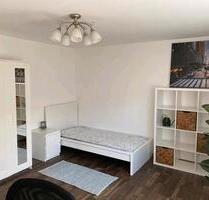 Möbliertes Zimmer in 3er WG Ulm (Uni-Nähe)