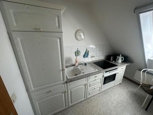 Foto - schöne helle 2-Raum-Dachgeschosswohnung mit EBK in Stösitz bei Riesa
