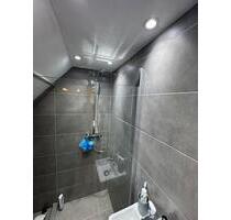 Schöne 2-Zimmer-Wohnung mit Küche und Bad - Saarbrücken West