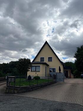 Foto - Haus mit 2 Wohneinheiten in ruhiger Lage