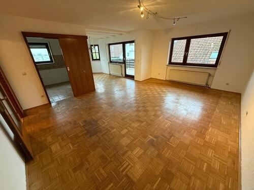 Foto - 3,5-Zi.-EG-Wohnung in Güglingen mit Parkplatz + Terrasse