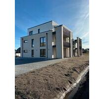 Neubau 3. Zimmerwohnung mit Balkon - Schloß Holte-Stukenbrock