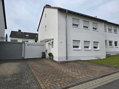 Foto - Einfamilienhaus Doppelhaus versetzt