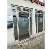 Ladenlokal - 1.000,00 EUR Kaltmiete, ca.  60,00 m² in Limburg an der Lahn (PLZ: 65549)
