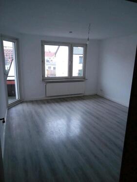 Foto - Wohnung 64 qm 3 ZKB Balkon Keller