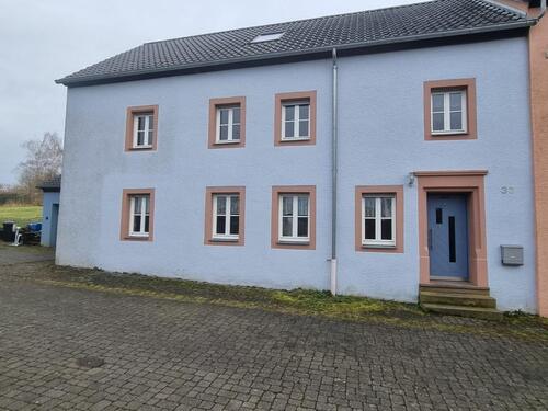 Foto - großes Wohnhaus in Spangdahlem - 1.500,00 EUR Kaltmiete,