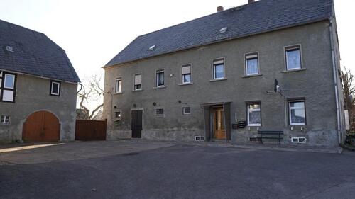 Foto - Großzügiges Einfamilienhaus mit Nebengelass