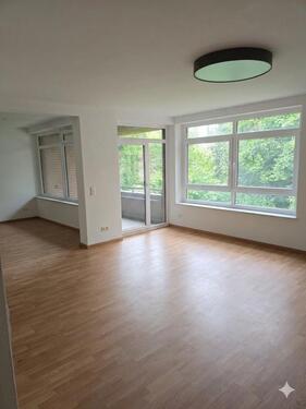 Foto - Großzügige 4-Zimmer-ETW mit offener Küche, Loggia, Garage Bocholt