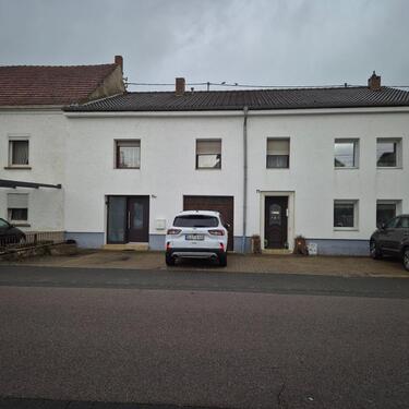 Foto - Charmante Doppelhaushälfte mit Platzwunder und Geschichte