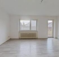 Hell und gemütlich: Geräumige 3-Zimmer-Wohnung mit BALKON und Tageslichtbad - Wolfenbüttel Adersheim