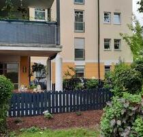 Ruhige 3-Zimmer-EG-Wohnung mit Terrasse, Gartenanteil, Straubing