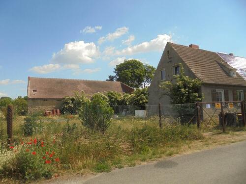 Foto - WOHNHAUS mit SCHEUNE zu verkaufen bei NIENBURGSaale 980qm Gr.