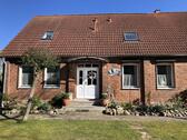 Foto - Schönes Haus mit 3 Wohnungen - 370.000,00 EUR Kaufpreis,