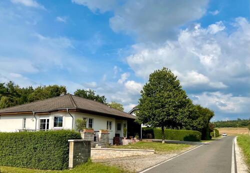 Foto - Geräumige Erdgeschoss Wohnung 3Z KB