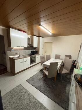 Foto - Vermiete eine 4 Zimmer Wohnung - 950,00&nbsp;EUR Kaltmiete, ca.&nbsp; 85,00&nbsp;m&sup2;