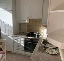 möblierte 3-Zimmer-Wohnung mit Badewanne und Balkon in Schwerin