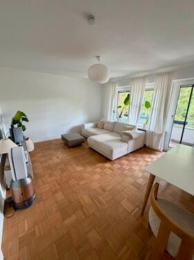 Foto - Renovierte 2,5-Zimmer Wohnung mit Balkon
