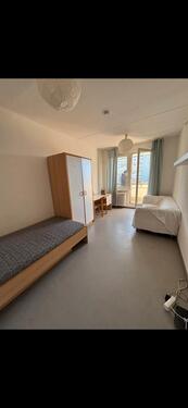 Foto - Zimmer WG nur Frauen - Shared appartament only Women