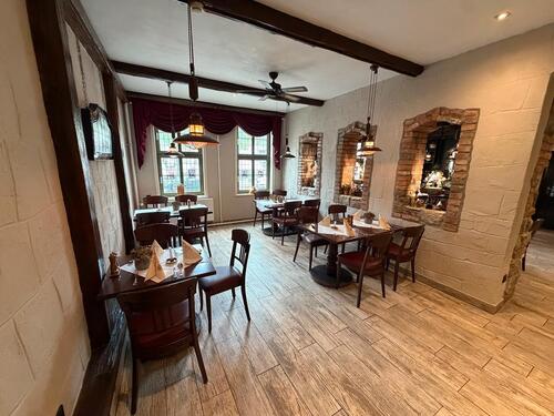 Foto - Restaurant - 3.000,00&nbsp;EUR Kaltmiete, ca.&nbsp; 200,00&nbsp;m&sup2;