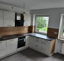 Möbel rein, Alltag raus: Sanierter Wohntraum mit toller Wohnküche - Oberschleißheim