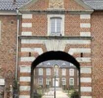 Schloss Gelsdorf, 5 Zimmer Reihenhaus im Seitenflügel mit Garten - Grafschaft