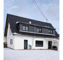 von Privat! Freistehendes Einfamilienhaus in Asbach