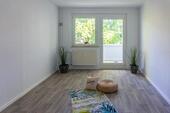 Foto - Kleine 1-Raum-Wohnung mit offener Küche und Balkon