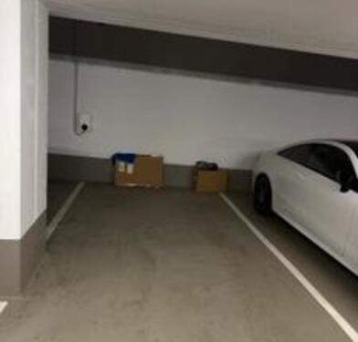 Foto - Tiefgaragen - 150,00&nbsp;EUR Miete,