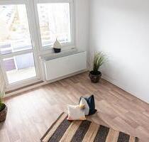 Helle 3-Raum-Wohnung mit Balkon - Chemnitz Helbersdorf