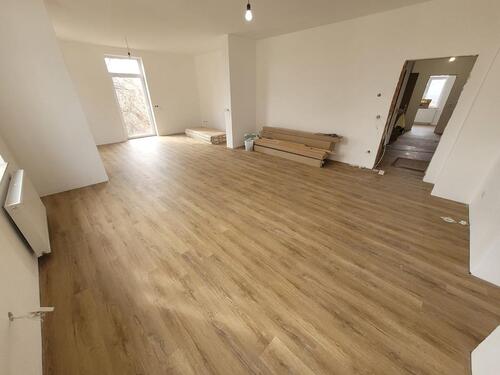 Foto - Helle 6 Raumwohnung + Balkon + Garten + Badewanne