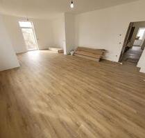 Helle 6 Raumwohnung + Balkon + Garten + Badewanne - Dresden Cotta