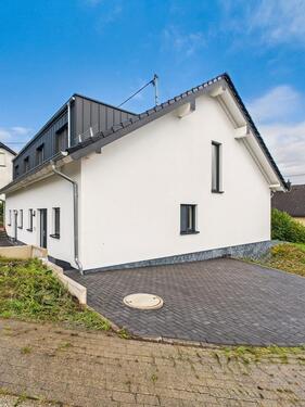 Foto - 5 Zimmer Doppelhaushälfte zur Miete in Kaisersesch