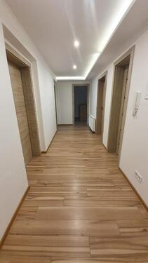 Foto - Bezugsfreie 3-Zimmer-Wohnung mit Süd-Balkon & Top-Anbindung