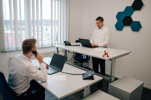 Foto - Co-Working Büro 17m² - 3 Arbeitsplätze, All-In, flexibel & klimatisiert