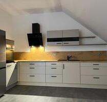 Neuwertige 2 Zimmerwohnung - 980,00&nbsp;EUR Kaltmiete, ca.&nbsp; 86,00&nbsp;m&sup2; in Varel (PLZ: 26316)