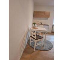 Möbliertes Zimmer mit Gemeinschaftsbad - München Feldmoching-Hasenbergl