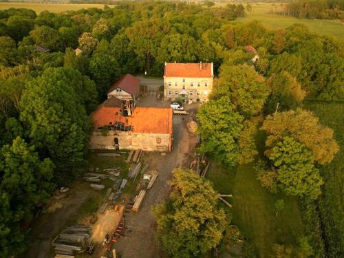 Foto - Mehrfamilienhaus 8100 qm - 254.000,00&nbsp;EUR Kaufpreis, ca.&nbsp; 400,00&nbsp;m&sup2;