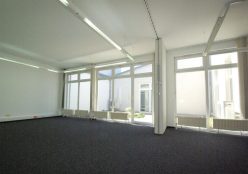 Foto - Büroräume in repräsentativen Bürohaus, nah zu A61