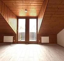 Charmante 3-Zimmer-Wohnung mit Balkon in ruhiger Lage – 78 m² - Reichenbach im Vogtland