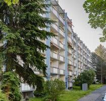 Familienfreundliche 3-Zimmerwohnung mit Balkon und Aufzug! - Dresden Prohlis